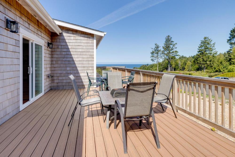 Modern Arch Cape Home Ocean View, Steps to Beach!